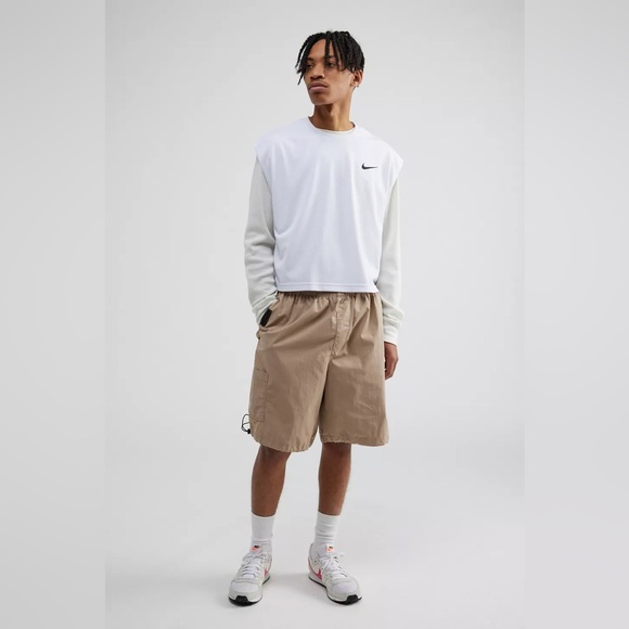 NWT Nike UO Exclusive Cropped Swim Shirt - Picture 3 of 6